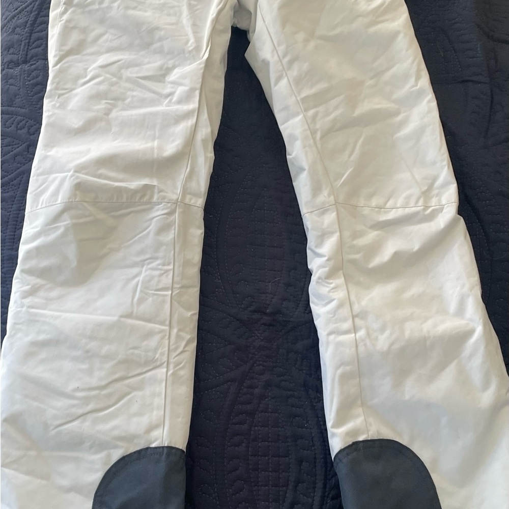 Women’s ski pants